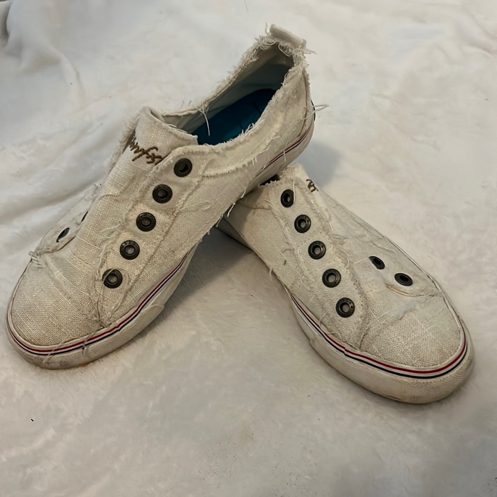 Blowfish slip on tennis shoes